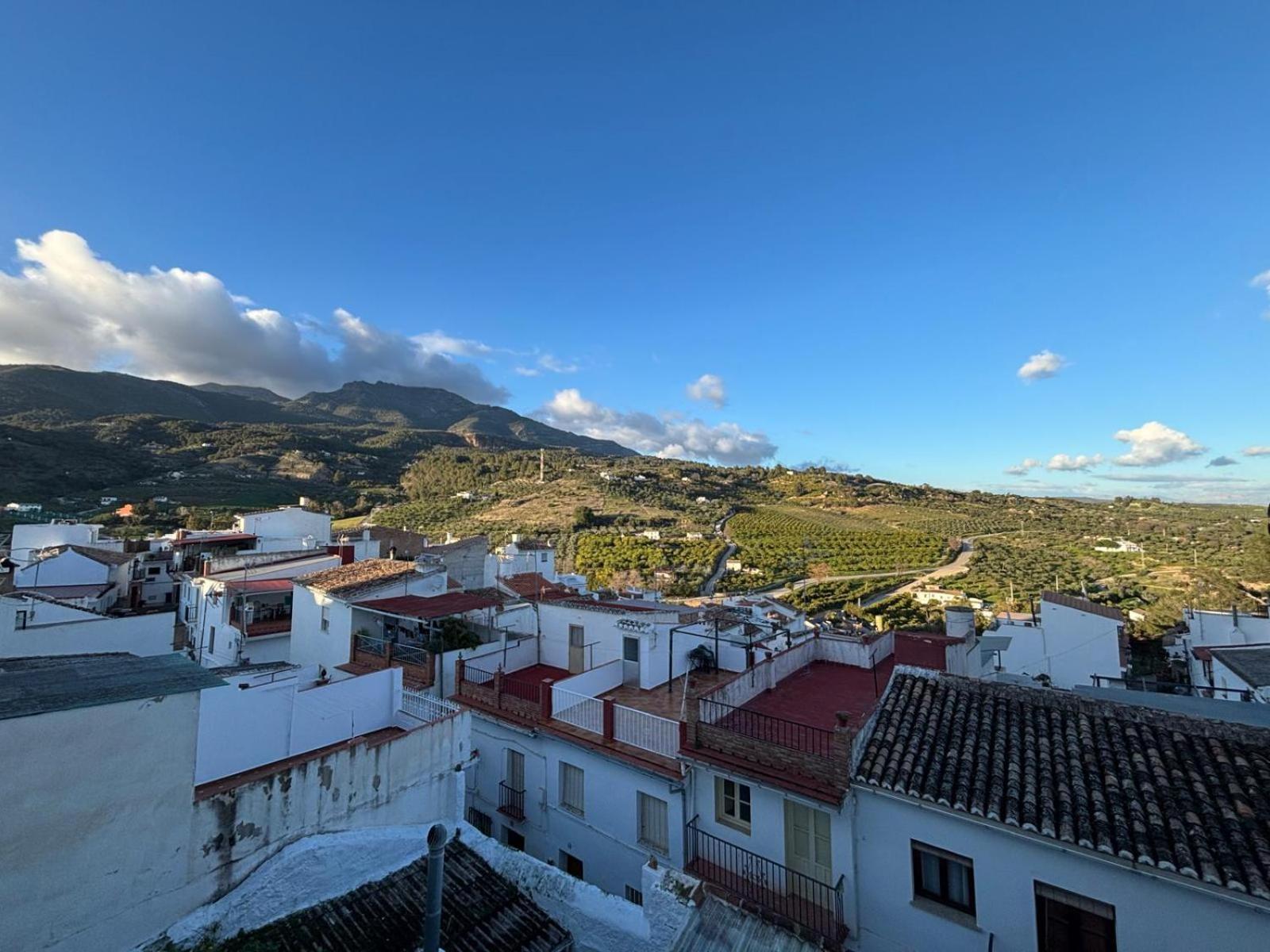Casa Rural Del Rio Alozaina Exteriör bild